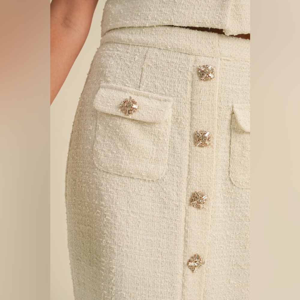 54. Sleeveless Tweed Top and Skirt Set with Jeweled Buttons in Cream - Picture 3 of 11